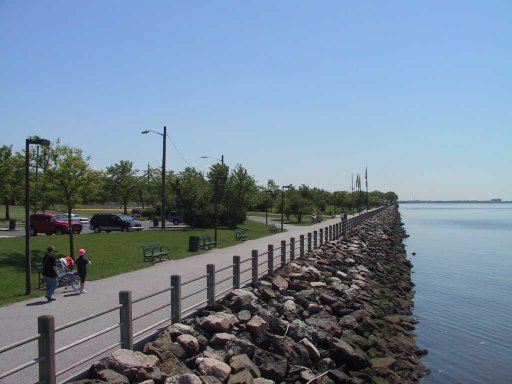Bayonne Park walkway.jpg
