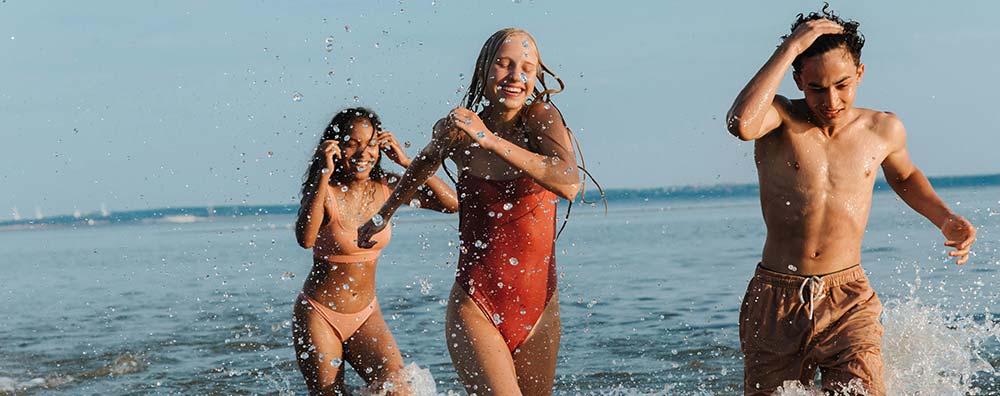 Summer Savings: Package Discounts & the NJ TRANSIT App